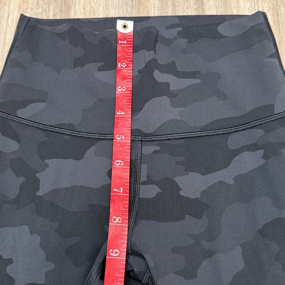 Lululemon Wunder Under High-Rise Tight Size 2 Heritage 365 Camo Deep Coal Multi - Picture 12 of 13
